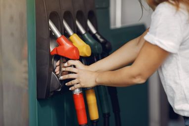 2,3 млн українців скористалися кешбеком на пальне
