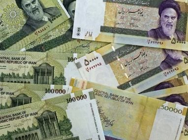 Іран готується «викреслити чотири нулі» з національної валюти