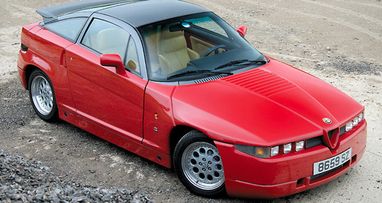 Названы Топ-10 уродливых машин всех времен