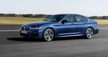 BMW официально представила модель 5-Series (фото)
