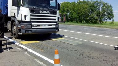 Грузовые автомобили смогут блокировать прямо на дороге