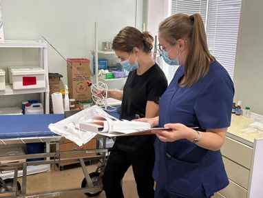 Сильніші разом: 50000000 гривень від ПриватБанку та його клієнтів забезпечили критичним обладнанням 33 медзакладів України у 2025 році