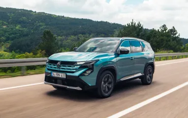 Новый кроссовер Renault: больше Duster (фото)