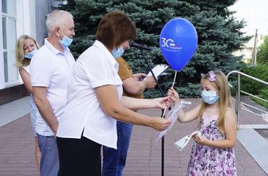 Мегабанк отметил участников детского конкурса