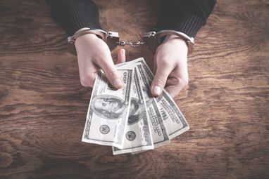Більшість населення та підприємців вважають корупцію другою проблемою країни і помітили її зростання за рік — дослідження