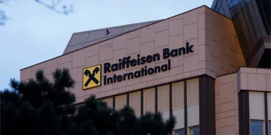 НАЗК тимчасово вилучило Raiffeisen Bank зі списку спонсорів війни