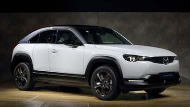 Mazda назвала дату прем’єри кросовера Mazda MX-30 R-EV із роторним двигуном