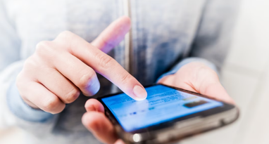 Мобільні оператори домовилися не піднімати тарифи в роумінгу