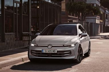 Новый Volkswagen Golf 2024 выходит на украинский рынок: цены и комплектации (фото)