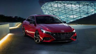 Hyundai офіційно презентувала седан Elantra N Line (фото, відео)