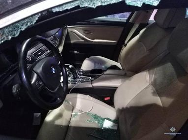 В Киеве из BMW на заправке украли 4 млн грн (фото)