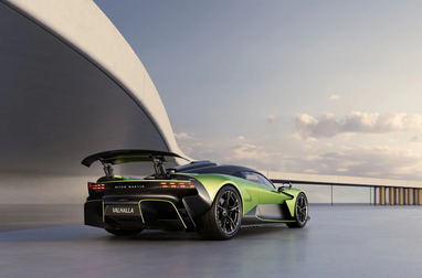 Дебютировал 1000-сильный суперкар Aston Martin с мотором Mercedes (фото)