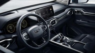 Geely представила позашляховик HaoYue з трьома рядами сидінь (фото)