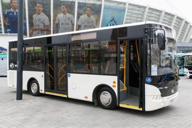 ЗАЗ представив нову модель міського автобуса