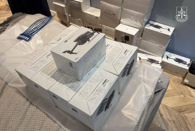 Правоохоронці викрили банду, яка привласнила понад 100 дронів для ЗСУ