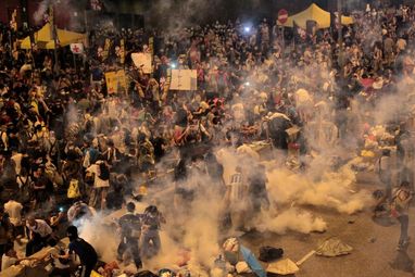 Паника в Гонконге: трейдеры продают все из-за массовых беспорядков