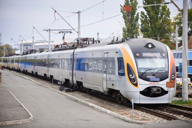 УЗ назначает поезд Интерсити+ из Киева в Харьков