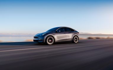 Tesla Model Y посіла перше місце за кількістю проданих авто