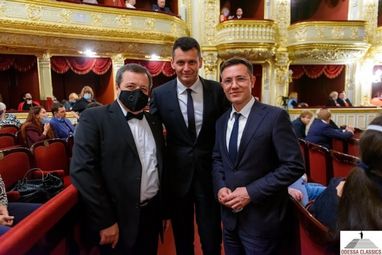 Юрий Кралов: «МТБ Банк, как премиум-партнер Odessa Classics, приветствует артистов и зрителей международного фестиваля»