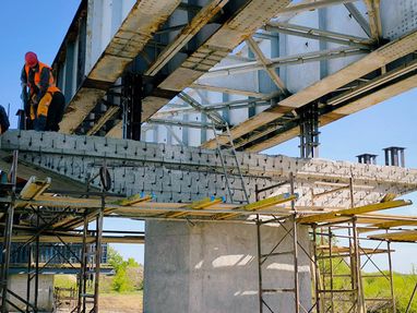 В Госагентстве восстановления рассказали о ходе работ на одном из самых длинных мостов в Киевской области