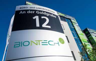 Творець вакцини від коронавірусу вклав мільярди євро в розробку препаратів проти раку