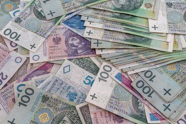 Когда в Польше нужно подать заявление на 800+, чтобы не лишиться выплат