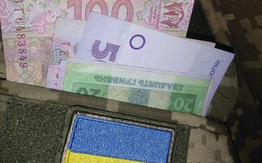 Донати на ЗСУ: в НБУ повідомили, скільки коштів надійшло з-за кордону
