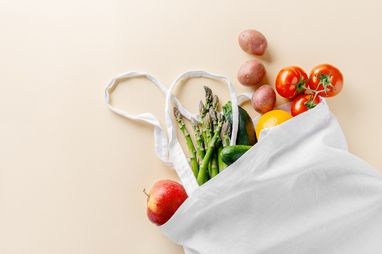 Світові ціни на продукти знижуються четвертий місяць поспіль