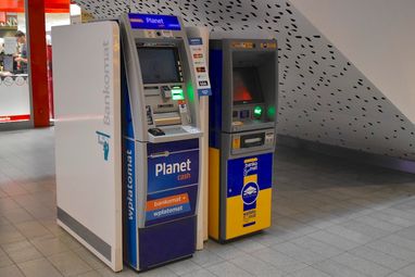 Банкомати Planet Cash і Euronet у Польщі матимуть ліміти на зняття готівки