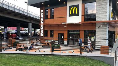 McDonald's открыл для посетителей десять заведений в Киеве: список адресов, где можно посидеть