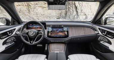 Mercedes-Benz показав універсал Е-класу для поганих доріг