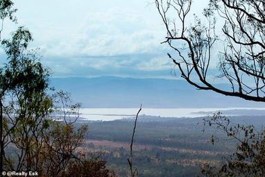 Дешевле, чем дом: в Австралии продают пейзажную гору Маунт-Халлен