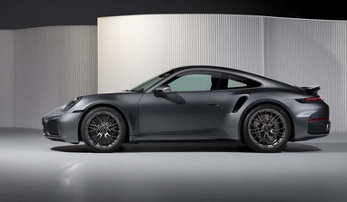 Представлено найшвидший Porsche 911 в історії (фото)