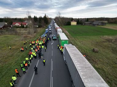 Польша попросила об отмене «єЧерга» на трех пунктах пропуска