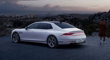 Корейский Maybach: представлен самый дорогой и роскошный седан от Hyundai