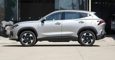 Chery выпустили дешевый электрифицированный кроссовер (фото)