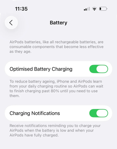 Розумні нагадування зарядки AirPods: нова функція iOS 26, яка врятує від розрядженого кейсу