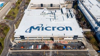 Виробник чипів Micron скоротить витрати на виробництво та звільнить 10% працівників