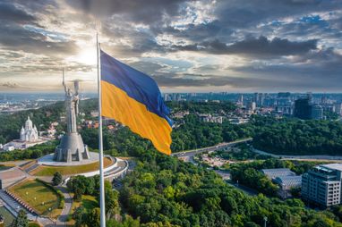 Скільки грошей потрібно додатково Україні на відбудову у 2025 році