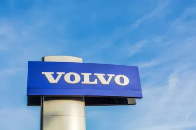 Volvo отзывает электромобили из-за проблем с программным обеспечением