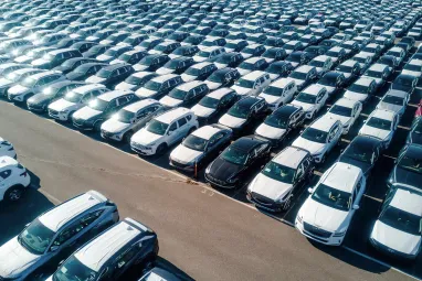 В липні до Польщі імпортували найменше вживаних авто з 2004 року