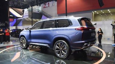 Chery готує бюджетну версію кросовера Exeed VX (фото)