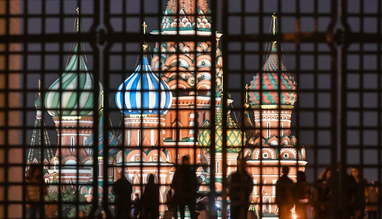москва скрывает четверть расходов бюджета, направляя их на полицию и войну