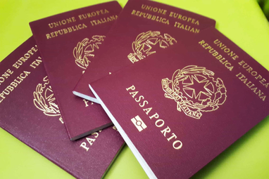 Рейтинг самых сильных паспортов мира в 2024 году: какое место занимает Украина