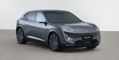 Конкурент Tesla Model Y: появились фото нового электромобиля от Huawei