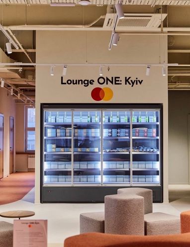 Лаунж від Mastercard на Південному залізничному вокзалі в Києві продовжує приймати тисячі відвідувачів щомісяця