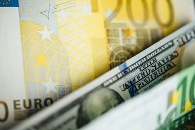 Чому Україна поки не переходить на євро як основну курсоутворюючу валюту: пояснення НБУ