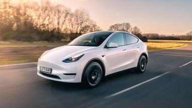 Ціни на вживані Tesla Model Y впали до 20 000 доларів