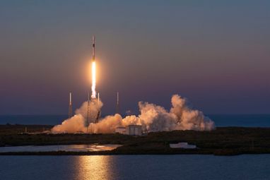 SpaceX запустил спутники Starlink V2 Mini нового поколения