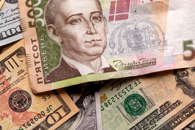 Более 2 млн в год: сколько зарабатывают областные прокуроры в Украине (инфографика)